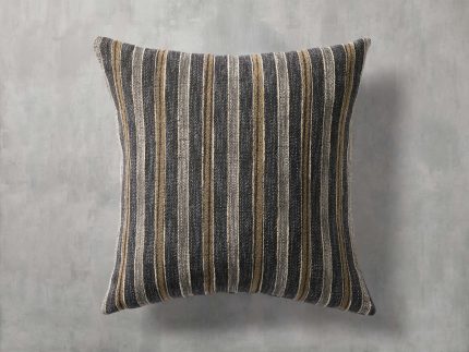 Valla Pillow